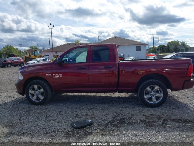 1C6RR7FT6KS517373 RAM 1500 Classic Express  4x4 6'4 Box