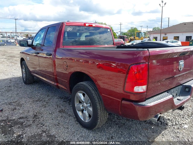 1C6RR7FT6KS517373 RAM 1500 Classic Express  4x4 6'4 Box