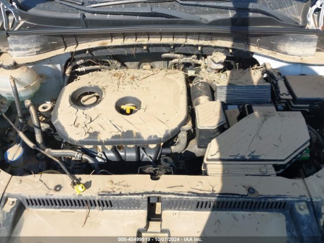 KM8J33A40HU400414 Hyundai TUCSON SE