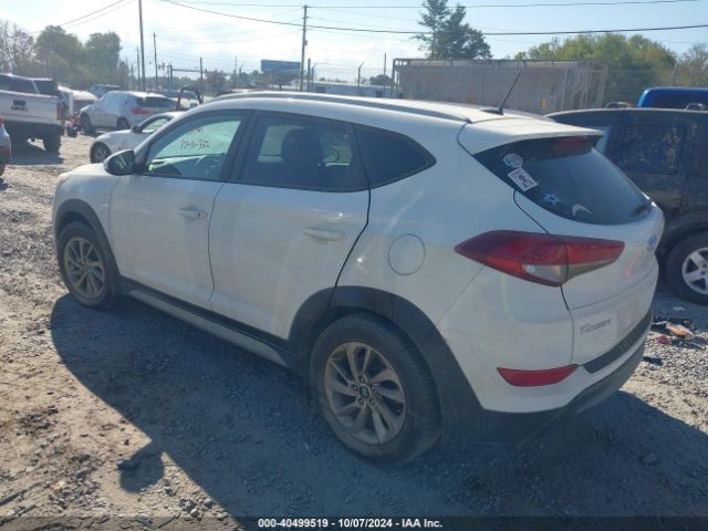 KM8J33A40HU400414 Hyundai TUCSON SE