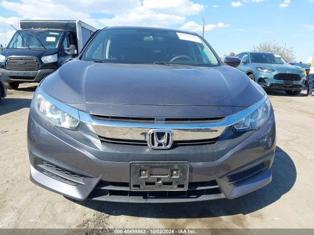 Honda Civic Lx 2018 2HGFC2F52JH602607 Image 13