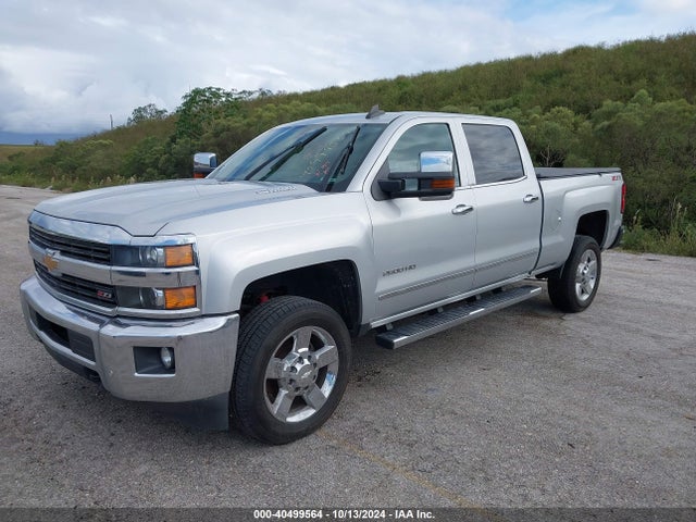 Chevrolet Silverado 2500hd Ltz 2015 1GC1KWE80FF516364 Image 2