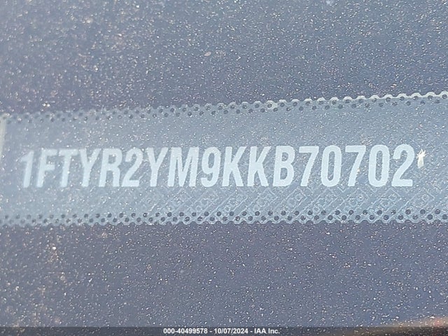 Ford Transit-250 2019 1FTYR2YM9KKB70702 Image 17