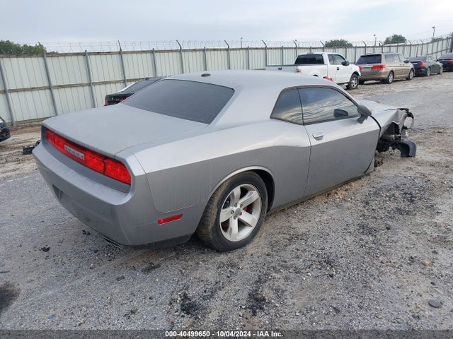 2C3CDYAG5EH274457 Dodge Challenger Sxt