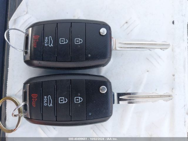 KNAFX4A63G5476141 KIA FORTE LX