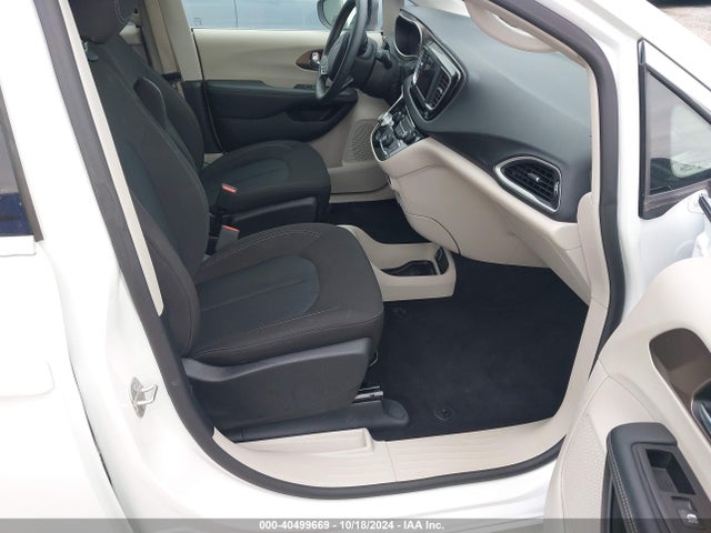 Chrysler Voyager Lx 2023 2C4RC1CG6PR568153 Image 5