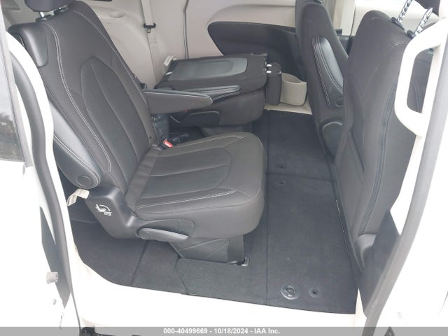 2C4RC1CG6PR568153 Chrysler Voyager Lx