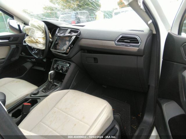3VV2B7AX3KM036841 Volkswagen Tiguan 2.0t Se/2.0t Sel/2.0t Sel R-line/2.0t Sel R-line Black