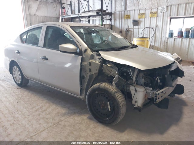 Nissan Versa 1.6 S+ 2019 3N1CN7APXKL801840 Image 1