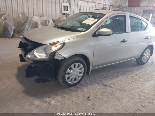 Nissan Versa 1.6 S+ 2019 3N1CN7APXKL801840 Image 2