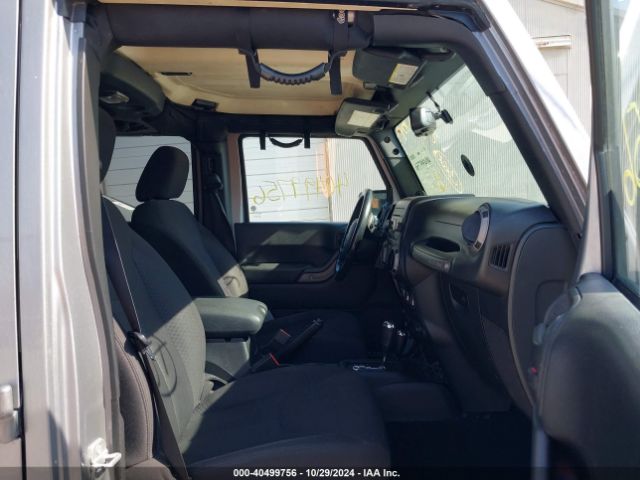 1C4BJWDGXEL101343 Jeep Wrangler Unlimited Sport