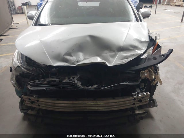 Toyota Prius Two Eco 2017 JTDKARFU8H3038722 Image 12