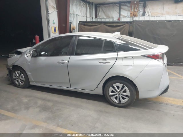 Toyota Prius Two Eco 2017 JTDKARFU8H3038722 Image 14