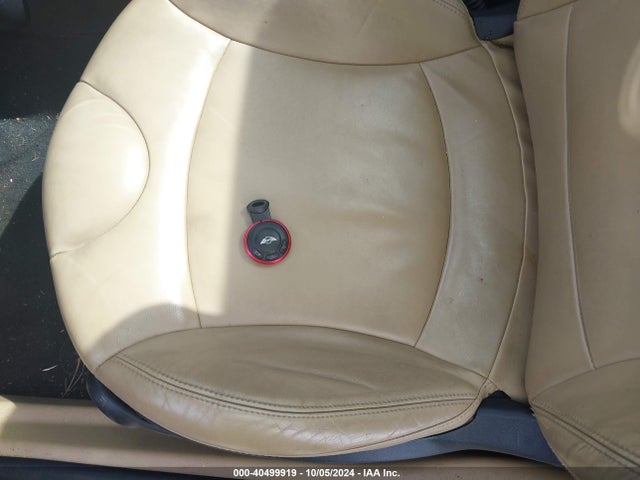 2010 MINI COOPER S WMWMF7C53ATZ71815 Photo 10