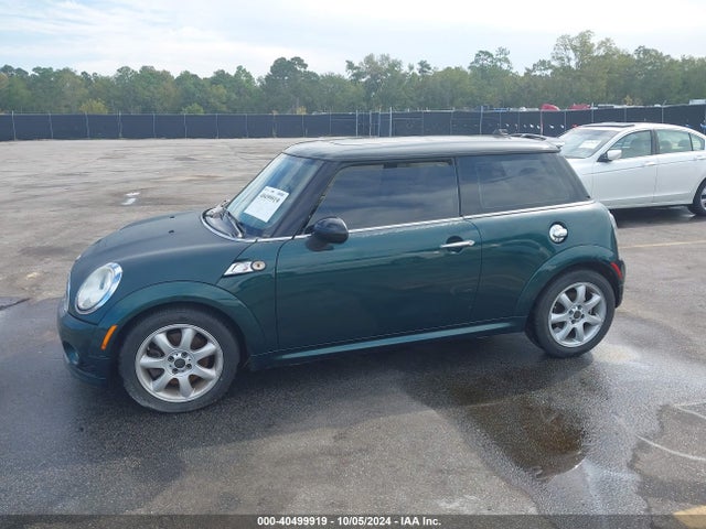 2010 MINI COOPER S WMWMF7C53ATZ71815 Photo 1