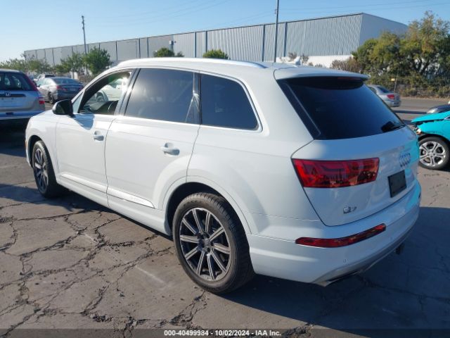 WA1VAAF75HD009336 Audi Q7 3.0t Premium