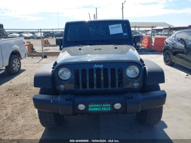 1C4BJWDG3HL676419 Jeep Wrangler Unlimited Sport 4x4