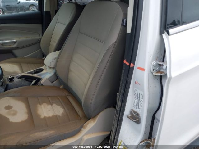 1FMCU9G94FUC82229 Ford ESCAPE SE