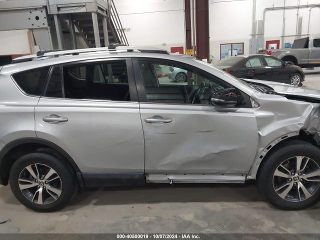 Toyota Rav4 Xle 2016 2T3RFREV0GW505959 Image 14