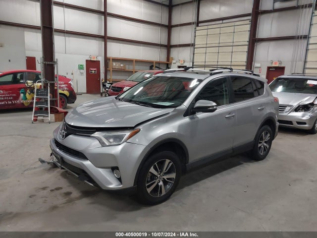 Toyota Rav4 Xle 2016 2T3RFREV0GW505959 Image 2