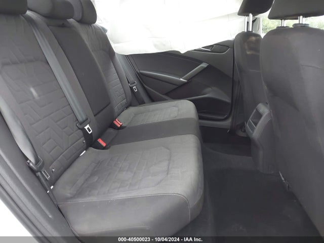 1VWAA7A32MC016270 Volkswagen Passat 2.0t S