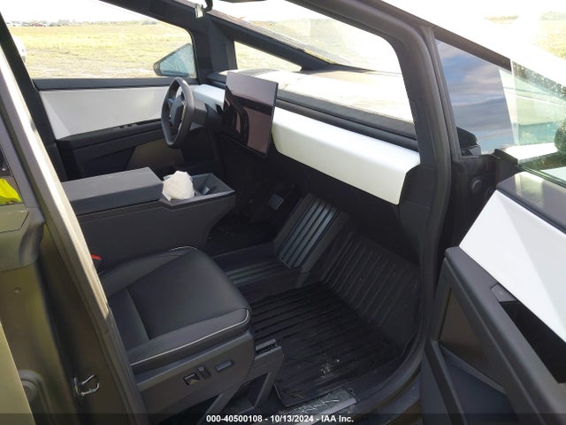 2024 TESLA CYBERTRUCK 7G2CEHEE5RA019069 Photo 4