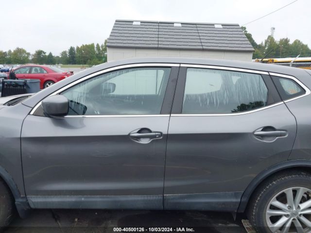 JN1BJ1CP7HW011352 Nissan Rogue Sport S