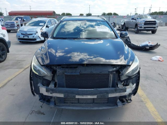 SJKCH5CP2HA026839 Infiniti Qx30 Premium