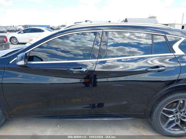 SJKCH5CP2HA026839 Infiniti Qx30 Premium