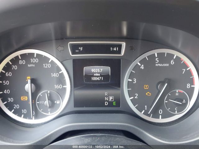 SJKCH5CP2HA026839 Infiniti Qx30 Premium