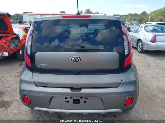 KNDJP3A57J7581937 KIA SOUL +
