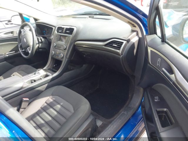 3FA6P0G78HR403377 Ford FUSION S