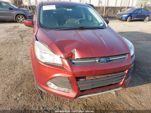 1FMCU9GX6GUA02648 Ford ESCAPE SE