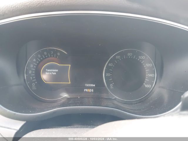 5LMCJ2D98GUJ08697 Lincoln MKC SELECT