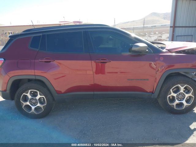 3C4NJDDB8NT116823 Jeep Compass Trailhawk 4x4