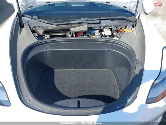 2018 TESLA MODEL 3 5YJ3E1EA3JF161709 Photo 9