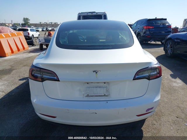 Tesla MODEL 3 2018 5YJ3E1EA3JF161709 Image 27