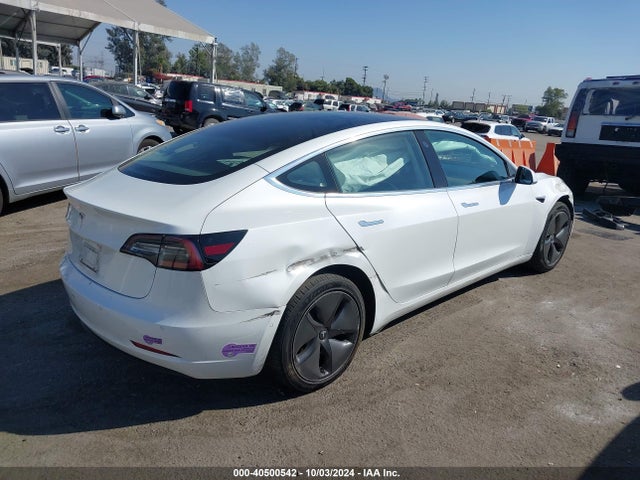 2018 TESLA MODEL 3 5YJ3E1EA3JF161709 Photo 3