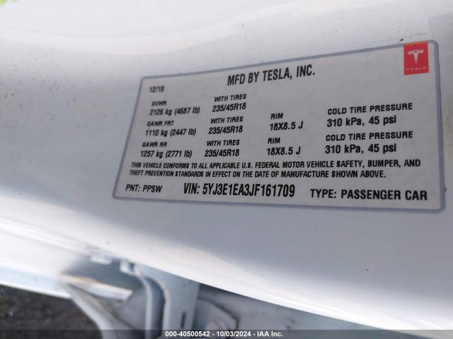 2018 TESLA MODEL 3 5YJ3E1EA3JF161709 Photo 8
