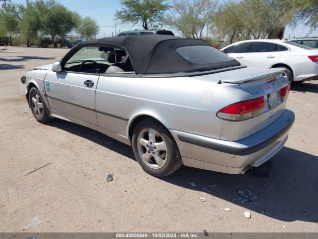 2001 SAAB 9-3 YS3DF78K917016102 Photo 2