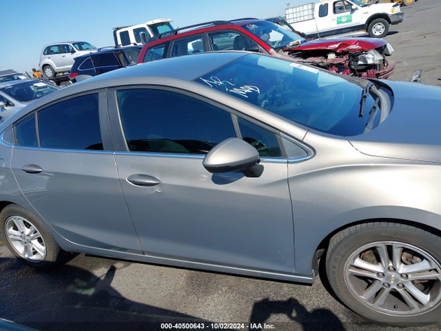 Chevrolet Cruze Lt Auto 2018 1G1BE5SM7J7130625 Image 13