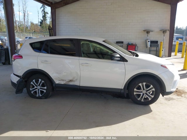 Toyota RAV4 LE 2018 JTMBFREV1JJ729698 Image 13