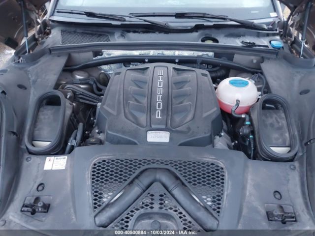 2017 PORSCHE MACAN WP1AB2A58HLB18391 Photo 9