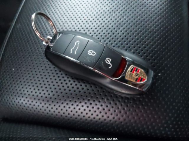 2017 PORSCHE MACAN WP1AB2A58HLB18391 Photo 10