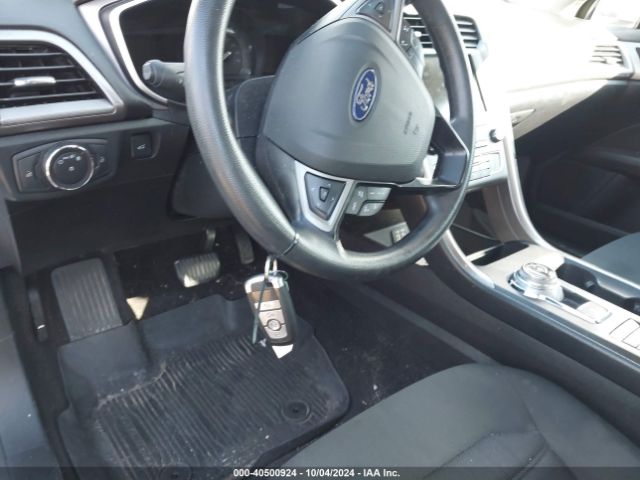 3FA6P0LU9KR113054 Ford Fusion Hybrid Se