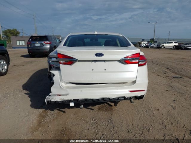 3FA6P0LU9KR113054 Ford Fusion Hybrid Se
