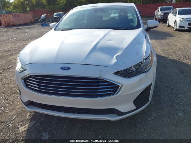 3FA6P0LU9KR113054 Ford Fusion Hybrid Se