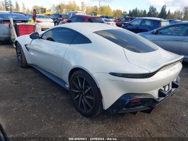 SCFSMGAW1LGN04451 Aston Martin Vantage