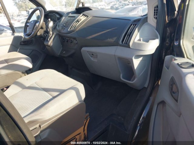 1FDYR5ZM5KKA96772 Ford Transit-250 Cab