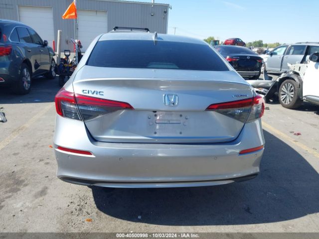 2HGFE1F92NH300957 Honda Civic Touring
